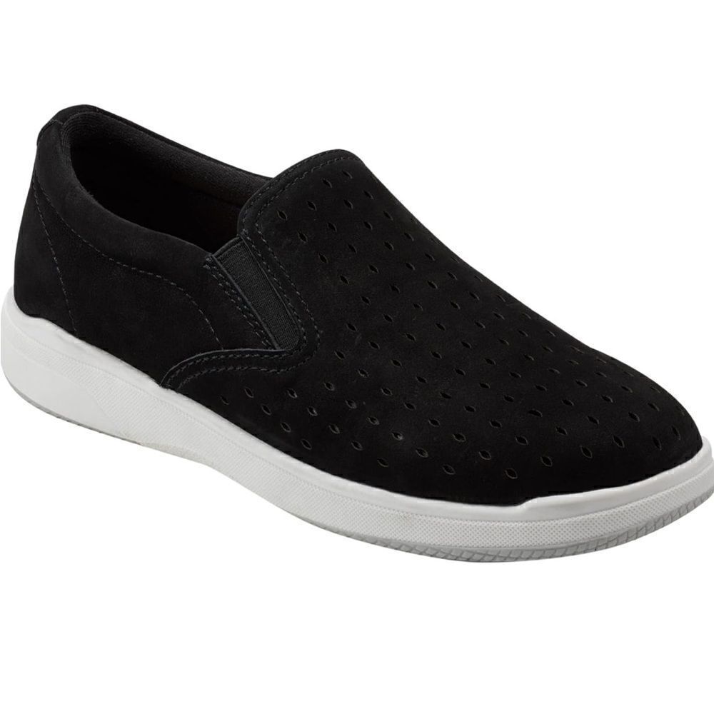 Earth Nel Sneaker Black Size 9.5 New in Box